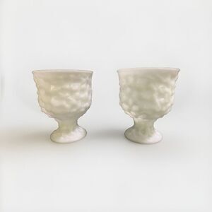 Set of 2 Brody Co Milk Glass crinkled pedestal planter Vases M3000 White Vintage
